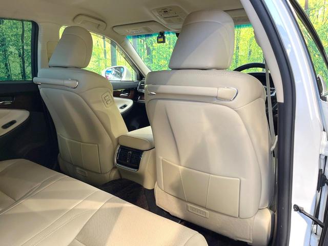 クラウンハイブリッド ロイヤルサルーン　純正８型ＳＤナビ　バックカメラ　衝突被害軽減システム　レーダークルーズ　禁煙車　レザーシート　ドラレコ　コーナーセンサー　スマートキー　ＬＥＤヘッド　ビルトインＥＴＣ　純正１６インチアルミ（57枚目）