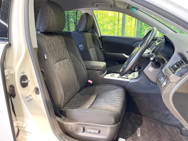 クラウン ２．５アスリート　メーカーＨＤＤナビ　バックカメラ　禁煙車　スマートキー　ＨＩＤヘッド　ビルトインＥＴＣ　クルーズコントロール　純正１８インチアルミ　オートライト　デュアルエアコン　ＣＤ　ＤＶＤ再生　フルセグ（8枚目）