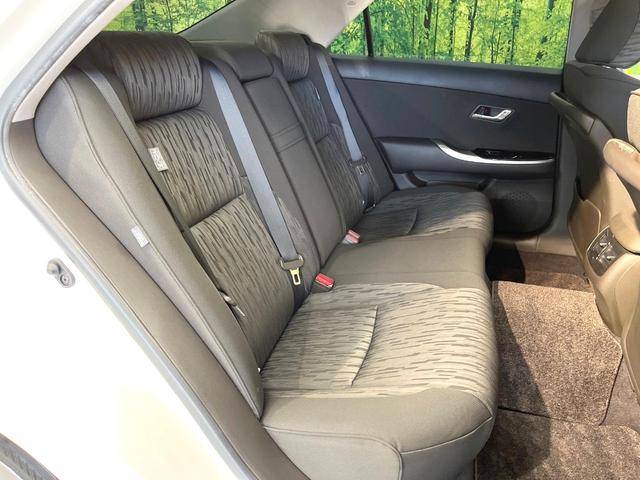 クラウン ２．５アスリート　メーカーＨＤＤナビ　バックカメラ　禁煙車　スマートキー　ＨＩＤヘッド　ビルトインＥＴＣ　クルーズコントロール　純正１８インチアルミ　オートライト　デュアルエアコン　ＣＤ　ＤＶＤ再生　フルセグ（9枚目）