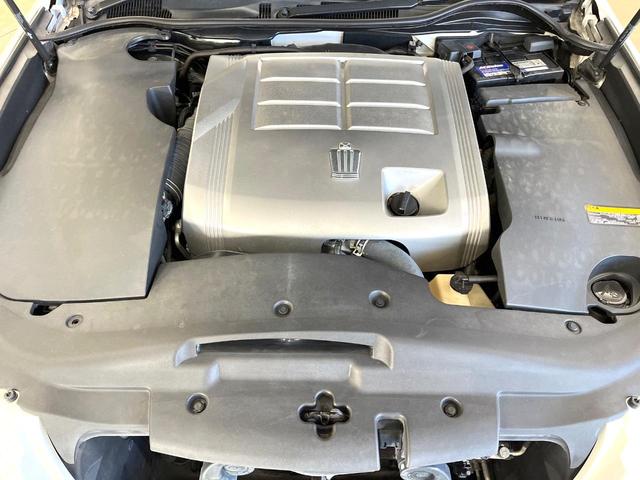 クラウン ２．５アスリート　メーカーＨＤＤナビ　バックカメラ　禁煙車　スマートキー　ＨＩＤヘッド　ビルトインＥＴＣ　クルーズコントロール　純正１８インチアルミ　オートライト　デュアルエアコン　ＣＤ　ＤＶＤ再生　フルセグ（18枚目）