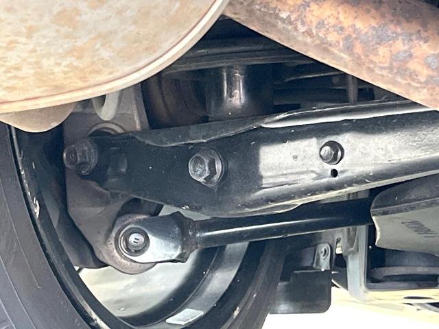 クラウン ２．５アスリート　メーカーＨＤＤナビ　バックカメラ　禁煙車　スマートキー　ＨＩＤヘッド　ビルトインＥＴＣ　クルーズコントロール　純正１８インチアルミ　オートライト　デュアルエアコン　ＣＤ　ＤＶＤ再生　フルセグ（21枚目）