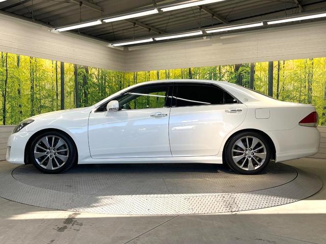 クラウン ２．５アスリート　メーカーＨＤＤナビ　バックカメラ　禁煙車　スマートキー　ＨＩＤヘッド　ビルトインＥＴＣ　クルーズコントロール　純正１８インチアルミ　オートライト　デュアルエアコン　ＣＤ　ＤＶＤ再生　フルセグ（25枚目）