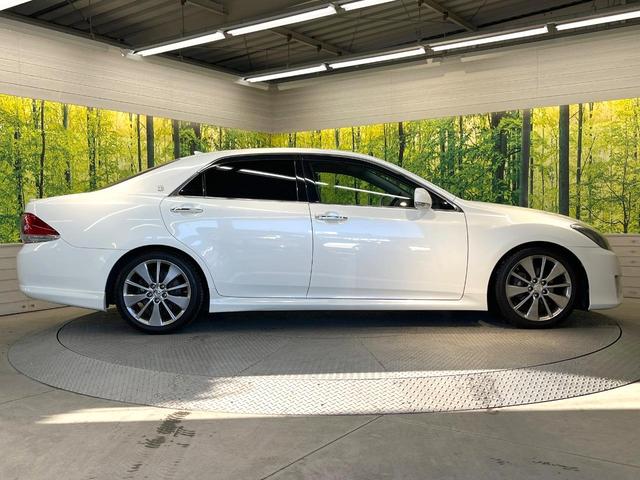 クラウン ２．５アスリート　メーカーＨＤＤナビ　バックカメラ　禁煙車　スマートキー　ＨＩＤヘッド　ビルトインＥＴＣ　クルーズコントロール　純正１８インチアルミ　オートライト　デュアルエアコン　ＣＤ　ＤＶＤ再生　フルセグ（27枚目）