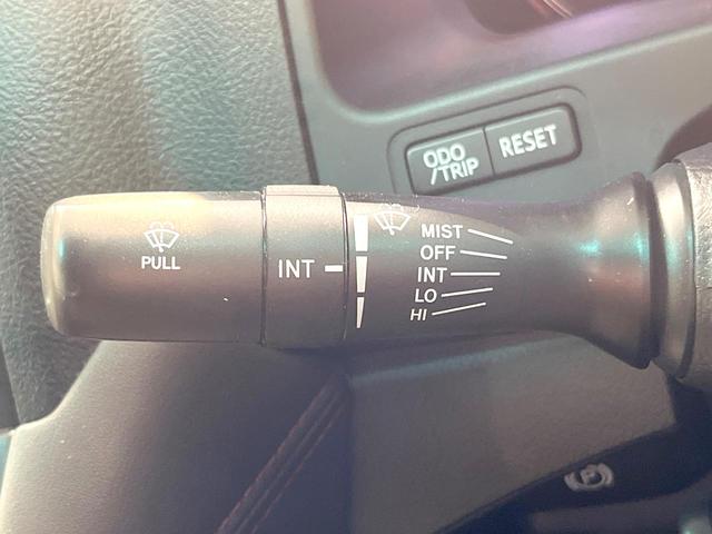 クラウン ２．５アスリート　メーカーＨＤＤナビ　バックカメラ　禁煙車　スマートキー　ＨＩＤヘッド　ビルトインＥＴＣ　クルーズコントロール　純正１８インチアルミ　オートライト　デュアルエアコン　ＣＤ　ＤＶＤ再生　フルセグ（43枚目）