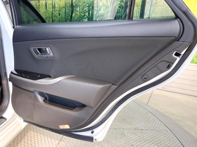 クラウン ２．５アスリート　メーカーＨＤＤナビ　バックカメラ　禁煙車　スマートキー　ＨＩＤヘッド　ビルトインＥＴＣ　クルーズコントロール　純正１８インチアルミ　オートライト　デュアルエアコン　ＣＤ　ＤＶＤ再生　フルセグ（61枚目）