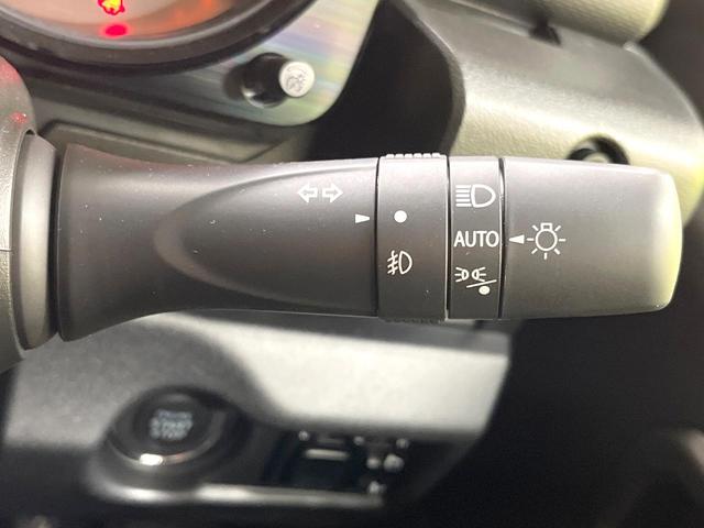 ジムニー XC 4WD 届出済未使用車 衝突被害軽減システム スマートキー LEDヘッド クルコン 純正16インチアルミ オートハイビーム 車線逸脱警報 オートライト オートエアコン(46枚目)