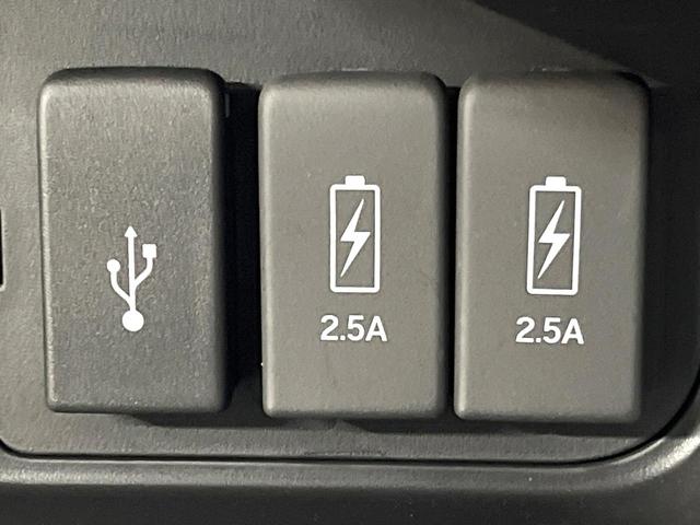 N-BOXカスタム Lターボ 純正SDナビ 両側電動ドア バックカメラ 衝突被害軽減システム 禁煙車 ハーフレザーシート コーナーセンサー スマートキー LEDヘッド ビルトインETC 純正15インチアルミ 車線逸脱警報(51枚目)