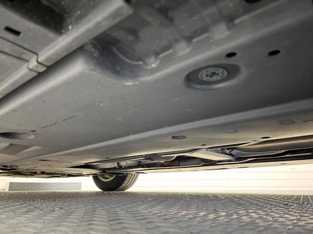 プリウス Ｓ　純正ＳＤナビ　バックカメラ　衝突被害軽減システム　レーダークルーズ　禁煙車　コーナーセンサー　スマートキー　ＬＥＤヘッド　ビルトインＥＴＣ　純正１５インチアルミ　オートハイビーム　オートライト（22枚目）