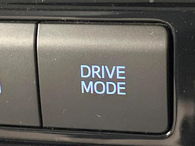 プリウス Ｓ　純正ＳＤナビ　バックカメラ　衝突被害軽減システム　レーダークルーズ　禁煙車　コーナーセンサー　スマートキー　ＬＥＤヘッド　ビルトインＥＴＣ　純正１５インチアルミ　オートハイビーム　オートライト（44枚目）