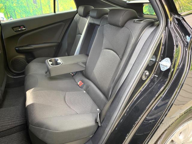 プリウス Ｓ　純正ＳＤナビ　バックカメラ　衝突被害軽減システム　レーダークルーズ　禁煙車　コーナーセンサー　スマートキー　ＬＥＤヘッド　ビルトインＥＴＣ　純正１５インチアルミ　オートハイビーム　オートライト（55枚目）