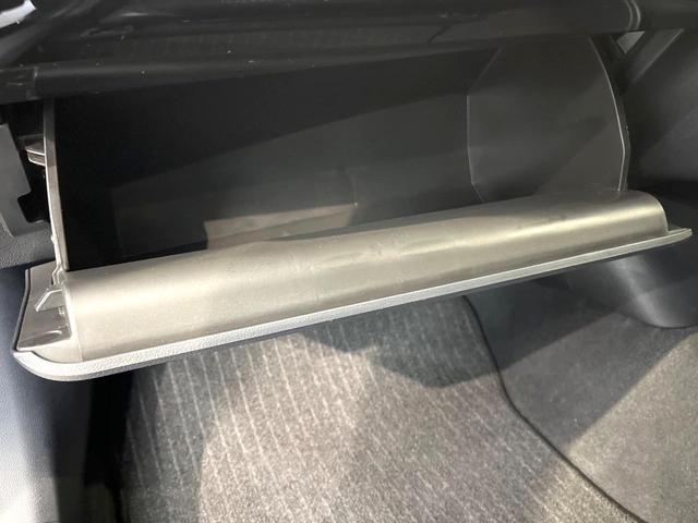 プリウス Ｓ　純正ＳＤナビ　バックカメラ　衝突被害軽減システム　レーダークルーズ　禁煙車　コーナーセンサー　スマートキー　ＬＥＤヘッド　ビルトインＥＴＣ　純正１５インチアルミ　オートハイビーム　オートライト（66枚目）