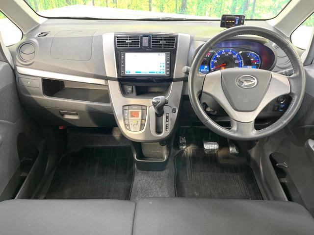 ムーヴ カスタム　Ｘリミテッド　純正ＳＤナビ　バックカメラ　禁煙車　スマートキー　ＬＥＤヘッド　純正１４インチアルミ　オートライト　オートエアコン　ＣＤ　地デジ　電動格納ミラー　衝突安全ボディ　プライバシーガラス　フォグライト（2枚目）