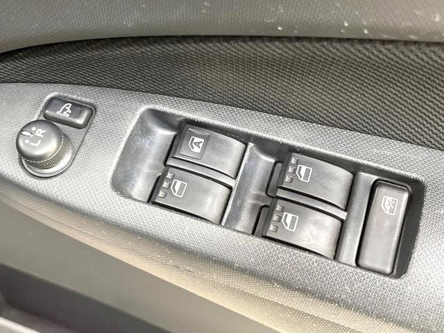 ムーヴ カスタム　Ｘリミテッド　純正ＳＤナビ　バックカメラ　禁煙車　スマートキー　ＬＥＤヘッド　純正１４インチアルミ　オートライト　オートエアコン　ＣＤ　地デジ　電動格納ミラー　衝突安全ボディ　プライバシーガラス　フォグライト（33枚目）