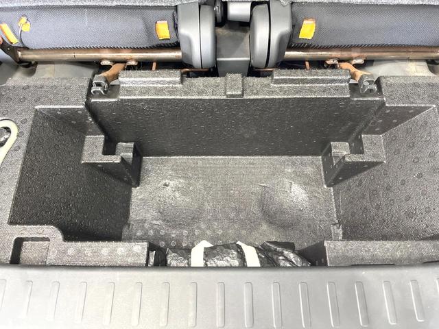 ムーヴ カスタム　Ｘリミテッド　純正ＳＤナビ　バックカメラ　禁煙車　スマートキー　ＬＥＤヘッド　純正１４インチアルミ　オートライト　オートエアコン　ＣＤ　地デジ　電動格納ミラー　衝突安全ボディ　プライバシーガラス　フォグライト（56枚目）