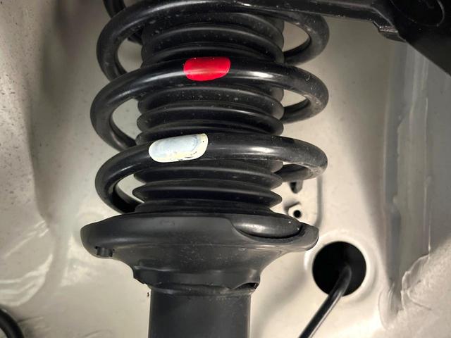 アルトラパンＬＣ Ｘ　衝突被害軽減システム　禁煙車　ハーフレザーシート　シートヒーター　スマートキー　ＬＥＤヘッド　純正１４インチアルミ　オートハイビーム　オートライト　アイドリングストップ　オートエアコン（28枚目）