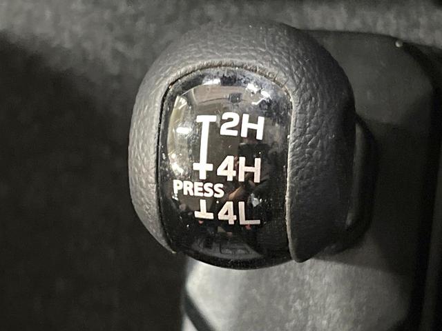 ジムニーシエラ ＪＣ　４ＷＤ　衝突被害軽減システム　禁煙車　スマートキー　ＬＥＤヘッド　ビルトインＥＴＣ　クルコン　純正１５インチアルミ　オートハイビーム　車線逸脱警報　オートライト　オートエアコン　Ｂｌｕｅｔｏｏｔｈ（3枚目）