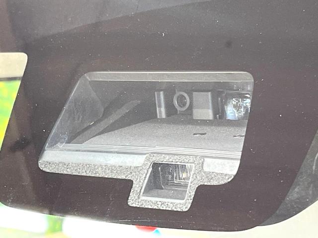 ジムニーシエラ ＪＣ　４ＷＤ　衝突被害軽減システム　禁煙車　スマートキー　ＬＥＤヘッド　ビルトインＥＴＣ　クルコン　純正１５インチアルミ　オートハイビーム　車線逸脱警報　オートライト　オートエアコン　Ｂｌｕｅｔｏｏｔｈ（4枚目）