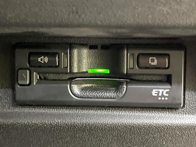 ジムニーシエラ ＪＣ　４ＷＤ　衝突被害軽減システム　禁煙車　スマートキー　ＬＥＤヘッド　ビルトインＥＴＣ　クルコン　純正１５インチアルミ　オートハイビーム　車線逸脱警報　オートライト　オートエアコン　Ｂｌｕｅｔｏｏｔｈ（7枚目）