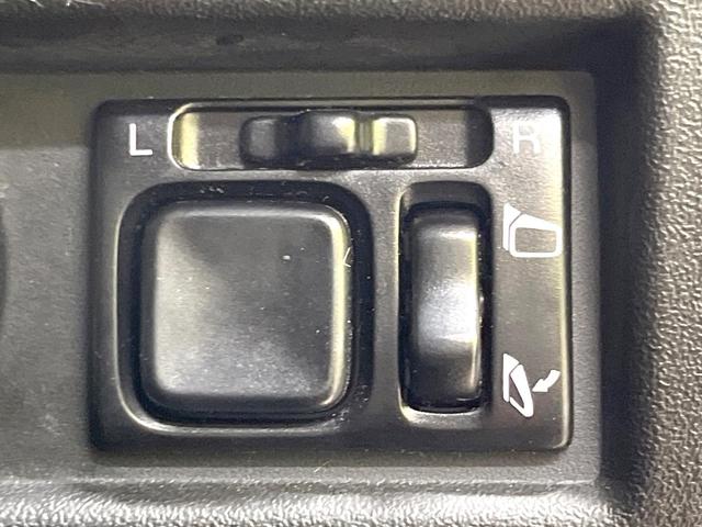 ジムニーシエラ ＪＣ　４ＷＤ　衝突被害軽減システム　禁煙車　スマートキー　ＬＥＤヘッド　ビルトインＥＴＣ　クルコン　純正１５インチアルミ　オートハイビーム　車線逸脱警報　オートライト　オートエアコン　Ｂｌｕｅｔｏｏｔｈ（45枚目）