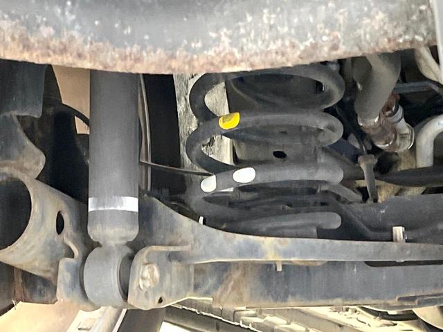 セレナ ハイウェイスターＧ　Ｓ－ハイブリッド　ガラスルーフ　純正ナビ　両側電動ドア　全周囲カメラ　禁煙車　スマートキー　ＨＩＤヘッド　ビルトインＥＴＣ　クルコン　純正１６インチアルミ　オートライト　オートエアコン　リアエアコン（22枚目）