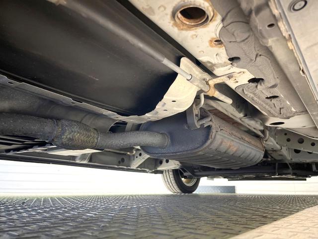 セレナ ハイウェイスターＧ　Ｓ－ハイブリッド　ガラスルーフ　純正ナビ　両側電動ドア　全周囲カメラ　禁煙車　スマートキー　ＨＩＤヘッド　ビルトインＥＴＣ　クルコン　純正１６インチアルミ　オートライト　オートエアコン　リアエアコン（24枚目）