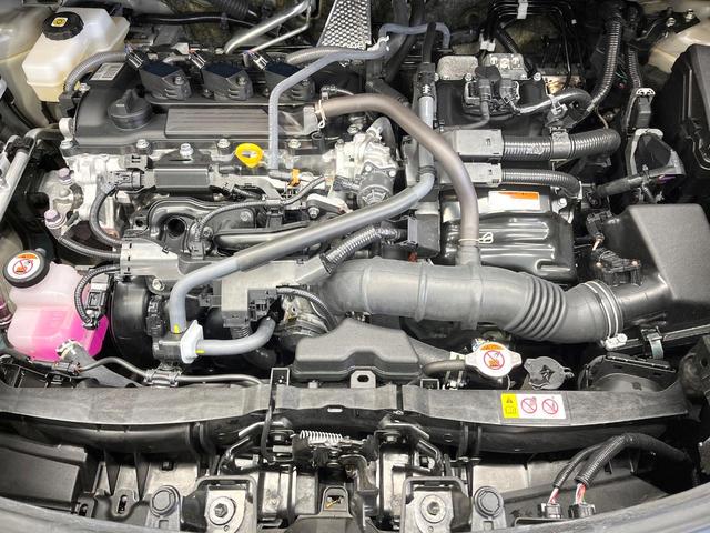 シエンタ ハイブリッドＺ　１０．５インチ純正メモリーナビ　両側電動ドア　バックカメラ　衝突被害軽減システム　禁煙車　ドラレコ　コーナーセンサー　スマートキー　ＬＥＤヘッド　ビルトインＥＴＣ　オートハイビーム　車線逸脱警報（19枚目）