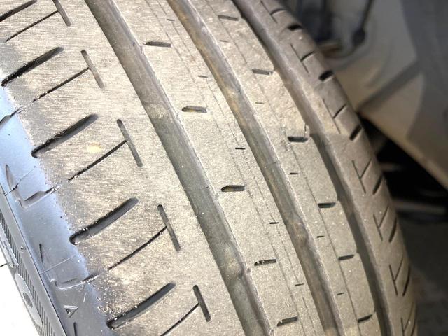 シエンタ ハイブリッドＺ　１０．５インチ純正メモリーナビ　両側電動ドア　バックカメラ　衝突被害軽減システム　禁煙車　ドラレコ　コーナーセンサー　スマートキー　ＬＥＤヘッド　ビルトインＥＴＣ　オートハイビーム　車線逸脱警報（30枚目）