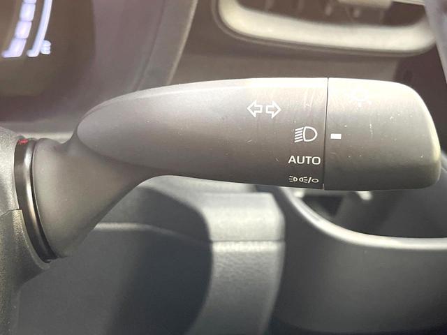 シエンタ ハイブリッドＺ　１０．５インチ純正メモリーナビ　両側電動ドア　バックカメラ　衝突被害軽減システム　禁煙車　ドラレコ　コーナーセンサー　スマートキー　ＬＥＤヘッド　ビルトインＥＴＣ　オートハイビーム　車線逸脱警報（43枚目）