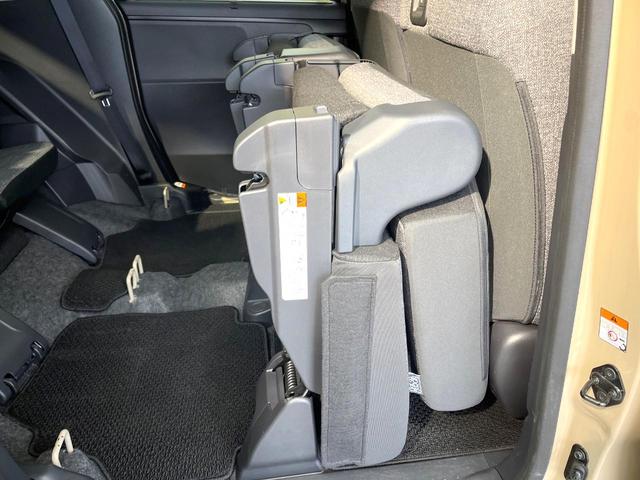 シエンタ ハイブリッドＺ　１０．５インチ純正メモリーナビ　両側電動ドア　バックカメラ　衝突被害軽減システム　禁煙車　ドラレコ　コーナーセンサー　スマートキー　ＬＥＤヘッド　ビルトインＥＴＣ　オートハイビーム　車線逸脱警報（60枚目）