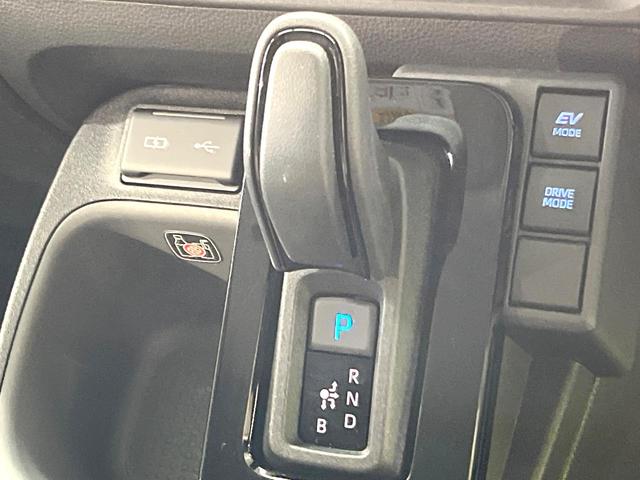 シエンタ ハイブリッドＺ　１０．５インチ純正メモリーナビ　両側電動ドア　バックカメラ　衝突被害軽減システム　禁煙車　ドラレコ　コーナーセンサー　スマートキー　ＬＥＤヘッド　ビルトインＥＴＣ　オートハイビーム　車線逸脱警報（63枚目）