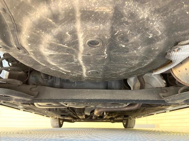 ノート ｅ－パワー　Ｘ　フルエアロ　ＳＤナビ　全周囲カメラ　衝突軽減装置　ドラレコ　コーナーセンサー　スマートキー　ＬＥＤヘッド　純正１５インチアルミ　オートライト　オートエアコン　Ｂｌｕｅｔｏｏｔｈ　ＣＤ　ＤＶＤ再生（19枚目）