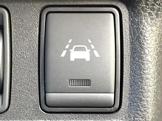 ノート ｅ－パワー　Ｘ　フルエアロ　ＳＤナビ　全周囲カメラ　衝突軽減装置　ドラレコ　コーナーセンサー　スマートキー　ＬＥＤヘッド　純正１５インチアルミ　オートライト　オートエアコン　Ｂｌｕｅｔｏｏｔｈ　ＣＤ　ＤＶＤ再生（35枚目）