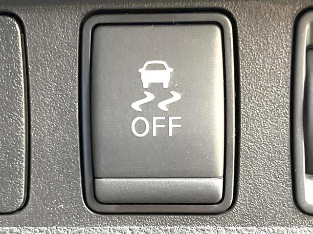 ノート ｅ－パワー　Ｘ　フルエアロ　ＳＤナビ　全周囲カメラ　衝突軽減装置　ドラレコ　コーナーセンサー　スマートキー　ＬＥＤヘッド　純正１５インチアルミ　オートライト　オートエアコン　Ｂｌｕｅｔｏｏｔｈ　ＣＤ　ＤＶＤ再生（36枚目）