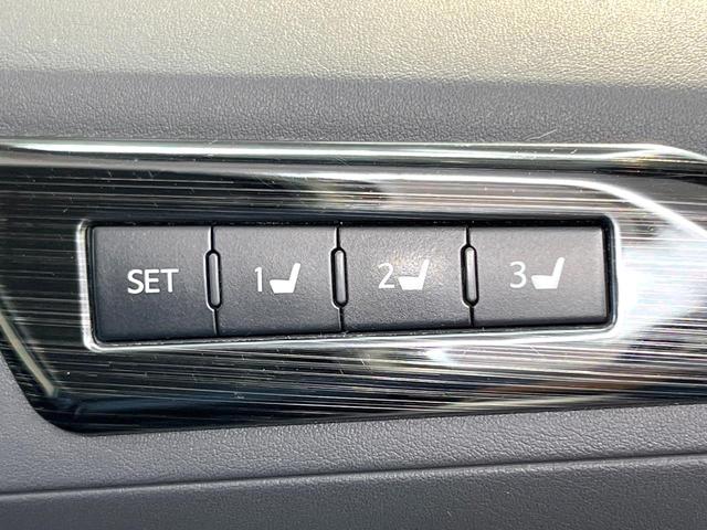 ヴェルファイアハイブリッド ＺＲ　４ＷＤ　両側電動ドア　後席モニター　純正１０型メモリーナビ　バックカメラ　衝突被害軽減システム　禁煙車　電動リアゲート　レザーシート　コーナーセンサー　スマートキー　ＬＥＤヘッド　ビルトインＥＴＣ（58枚目）