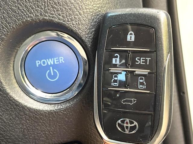 ヴェルファイアハイブリッド ＺＲ　４ＷＤ　両側電動ドア　後席モニター　純正１０型メモリーナビ　バックカメラ　衝突被害軽減システム　禁煙車　電動リアゲート　レザーシート　コーナーセンサー　スマートキー　ＬＥＤヘッド　ビルトインＥＴＣ（65枚目）