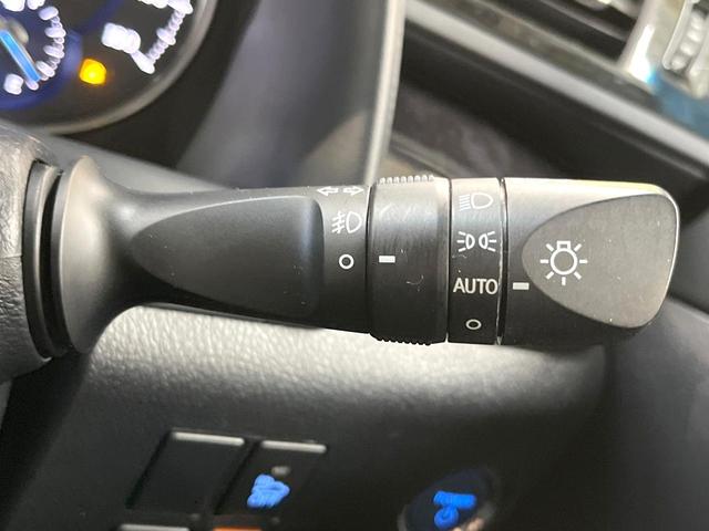 ヴェルファイアハイブリッド ＺＲ　４ＷＤ　両側電動ドア　後席モニター　純正１０型メモリーナビ　バックカメラ　衝突被害軽減システム　禁煙車　電動リアゲート　レザーシート　コーナーセンサー　スマートキー　ＬＥＤヘッド　ビルトインＥＴＣ（67枚目）