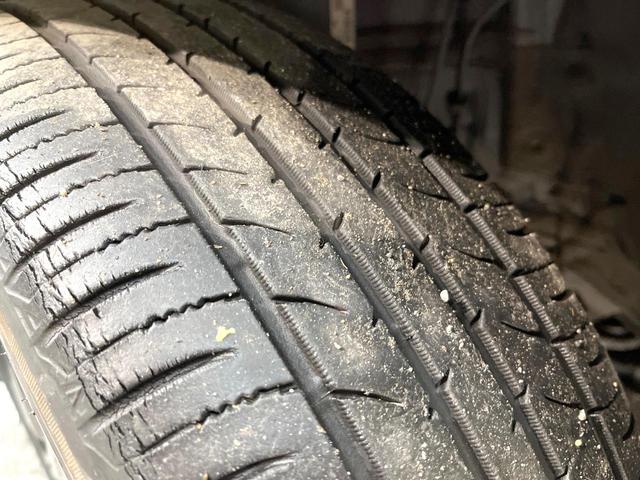 カローラフィールダー ハイブリッドG ダブルバイビー 純正SDナビ バックカメラ 衝突被害軽減システム 禁煙車 ハーフレザーシート ドラレコ スマートキー LEDヘッド ETC2.0 純正16インチアルミ オートハイビーム 車線逸脱警報 オートライト(32枚目)