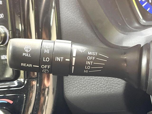 カローラフィールダー ハイブリッドG ダブルバイビー 純正SDナビ バックカメラ 衝突被害軽減システム 禁煙車 ハーフレザーシート ドラレコ スマートキー LEDヘッド ETC2.0 純正16インチアルミ オートハイビーム 車線逸脱警報 オートライト(45枚目)