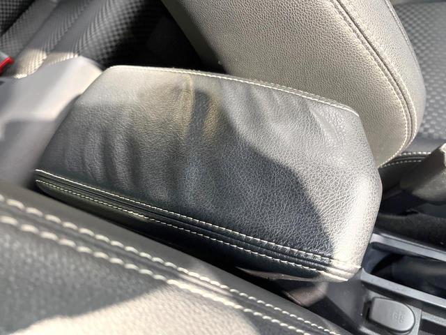 カローラフィールダー ハイブリッドG ダブルバイビー 純正SDナビ バックカメラ 衝突被害軽減システム 禁煙車 ハーフレザーシート ドラレコ スマートキー LEDヘッド ETC2.0 純正16インチアルミ オートハイビーム 車線逸脱警報 オートライト(60枚目)