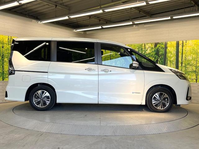 セレナ ｅ－パワー　ハイウェイスターＶ　両側電動ドア　純正９型ＳＤナビ　後席モニター　全周囲カメラ　衝突軽減装置　禁煙車　デジタルインナーミラー　ドラレコ　スマートキー　ＬＥＤヘッド　ビルトインＥＴＣ　純正１５インチアルミ　オートハイビーム（28枚目）