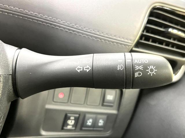 セレナ ｅ－パワー　ハイウェイスターＶ　両側電動ドア　純正９型ＳＤナビ　後席モニター　全周囲カメラ　衝突軽減装置　禁煙車　デジタルインナーミラー　ドラレコ　スマートキー　ＬＥＤヘッド　ビルトインＥＴＣ　純正１５インチアルミ　オートハイビーム（55枚目）