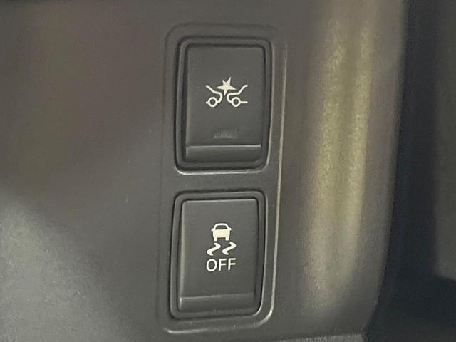 セレナ Ｘ　両側電動ドア　９型ＳＤナビ　全周囲カメラ　衝突軽減装置　プロパイロット　禁煙車　ドラレコ　スマートキー　ＥＴＣ　車線逸脱警報　オートライト　オートエアコン　Ｂｌｕｅｔｏｏｔｈ　ＣＤ　ＤＶＤ再生（39枚目）