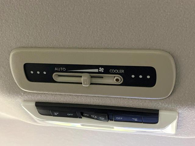 セレナ Ｘ　両側電動ドア　９型ＳＤナビ　全周囲カメラ　衝突軽減装置　プロパイロット　禁煙車　ドラレコ　スマートキー　ＥＴＣ　車線逸脱警報　オートライト　オートエアコン　Ｂｌｕｅｔｏｏｔｈ　ＣＤ　ＤＶＤ再生（48枚目）