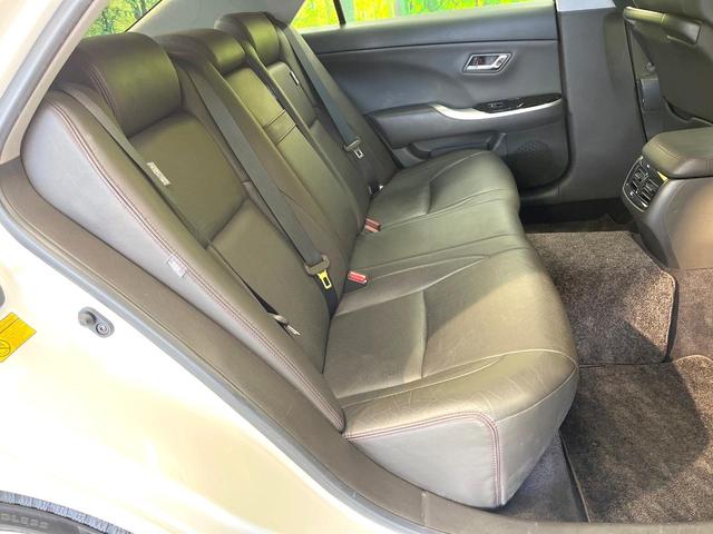 クラウン 2.5アスリート アニバーサリーエディション サンルーフ 純正ナビ バックカメラ 禁煙車 革シート パワーシート スマートキー HIDヘッド オートライト デュアルエアコン CD DVD再生 パワーウィンドウ パワーステアリング(9枚目)