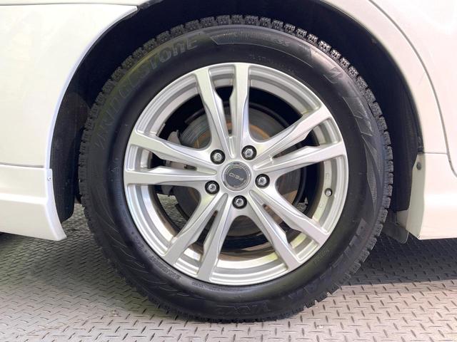 クラウン 2.5アスリート アニバーサリーエディション サンルーフ 純正ナビ バックカメラ 禁煙車 革シート パワーシート スマートキー HIDヘッド オートライト デュアルエアコン CD DVD再生 パワーウィンドウ パワーステアリング(29枚目)