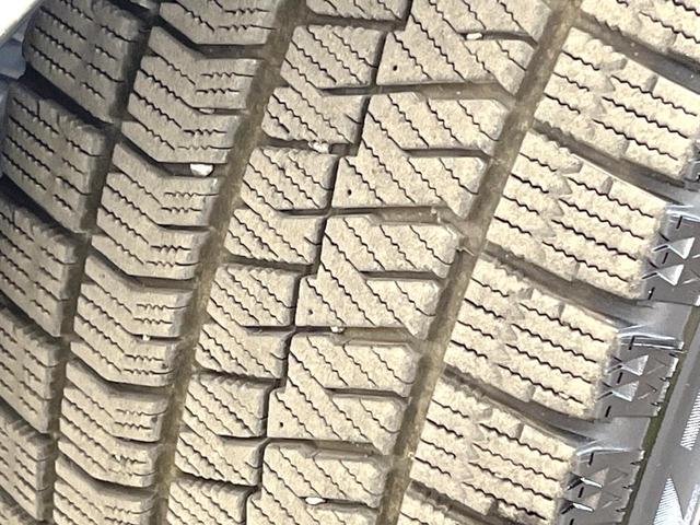 クラウン 2.5アスリート アニバーサリーエディション サンルーフ 純正ナビ バックカメラ 禁煙車 革シート パワーシート スマートキー HIDヘッド オートライト デュアルエアコン CD DVD再生 パワーウィンドウ パワーステアリング(30枚目)