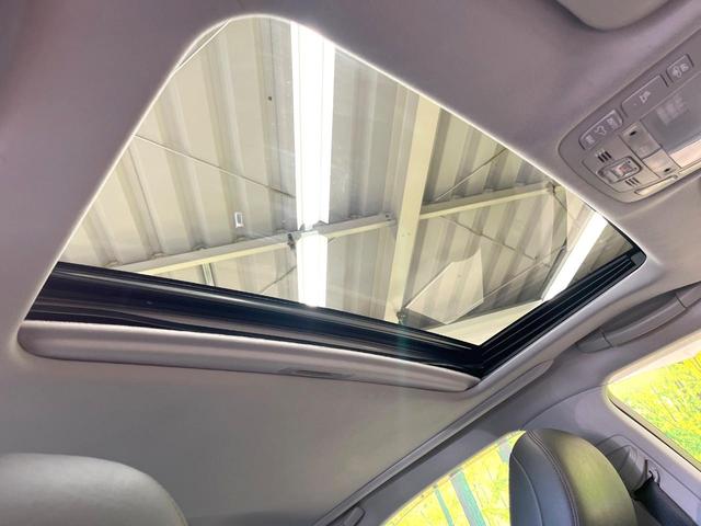 クラウン 2.5アスリート アニバーサリーエディション サンルーフ 純正ナビ バックカメラ 禁煙車 革シート パワーシート スマートキー HIDヘッド オートライト デュアルエアコン CD DVD再生 パワーウィンドウ パワーステアリング(33枚目)