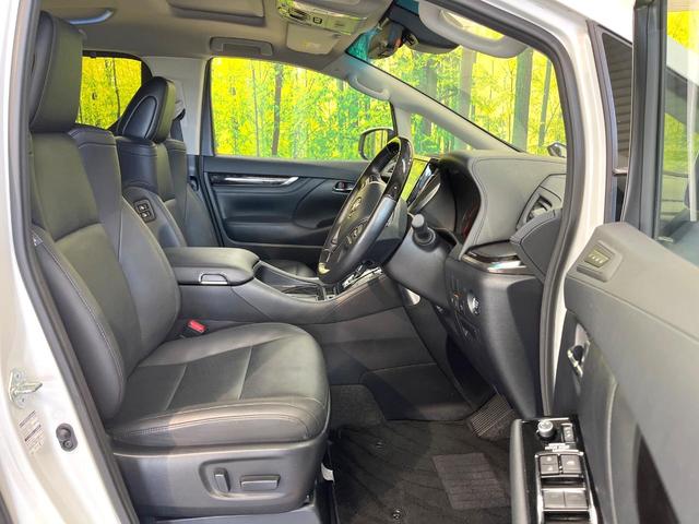 アルファード ２．５Ｓ　Ｃパッケージ　サンルーフ　モデリスタエアロ　純正９型ＤＡ　両側電動ドア　バックカメラ　衝突軽減装置　レーダークルーズ　禁煙車　電動リアゲート　前席シートエアコン　デジタルインナーミラー　３眼ＬＥＤヘッド（8枚目）