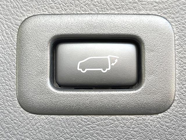 アルファード ２．５Ｓ　Ｃパッケージ　サンルーフ　モデリスタエアロ　純正９型ＤＡ　両側電動ドア　バックカメラ　衝突軽減装置　レーダークルーズ　禁煙車　電動リアゲート　前席シートエアコン　デジタルインナーミラー　３眼ＬＥＤヘッド（45枚目）