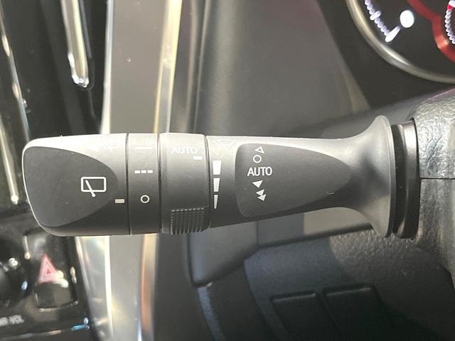 アルファード ２．５Ｓ　Ｃパッケージ　サンルーフ　モデリスタエアロ　純正９型ＤＡ　両側電動ドア　バックカメラ　衝突軽減装置　レーダークルーズ　禁煙車　電動リアゲート　前席シートエアコン　デジタルインナーミラー　３眼ＬＥＤヘッド（52枚目）